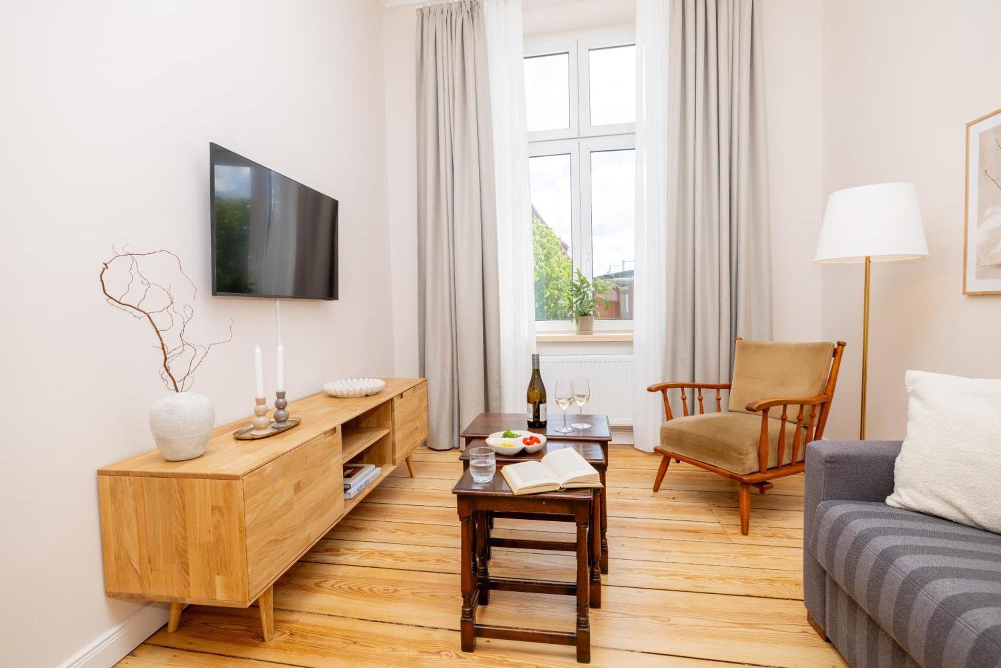 Apartments Am Bahnhof 슈트랄준트 외부 사진